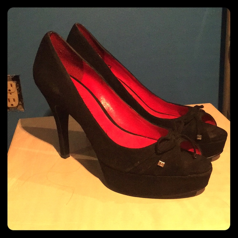 Black and red Guess stilettos heels